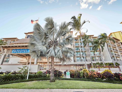 Novotel Cairns Oasis Resort - Holiday Jervis Bay 43