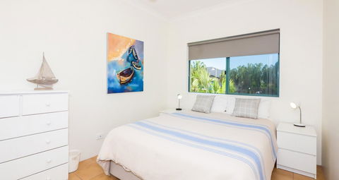 Currumbin Sands On The Beach - Holiday Jervis Bay 29