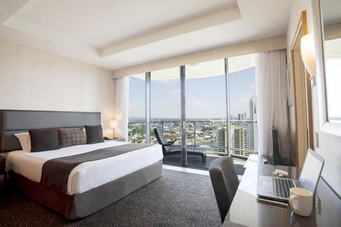 Crowne Plaza Surfers Paradise, An IHG Hotel - Holiday Jervis Bay 30