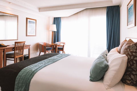 Pullman Cairns International - Holiday Jervis Bay 18