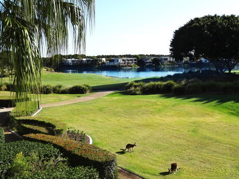 Waterfront Resort Villa With Buggy - Holiday Jervis Bay 3