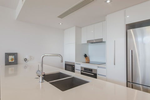 Echelon Apartments Yeppoon - Holiday Jervis Bay 14