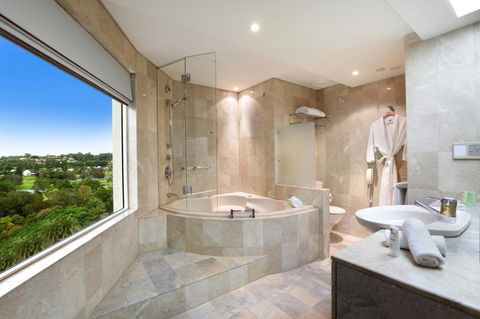 RACV Royal Pines Resort Gold Coast - Holiday Jervis Bay 22
