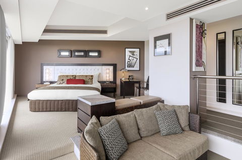 RACV Royal Pines Resort Gold Coast - Holiday Jervis Bay 2