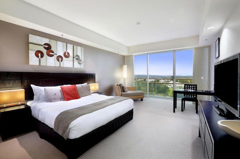 RACV Royal Pines Resort Gold Coast - Holiday Jervis Bay 4