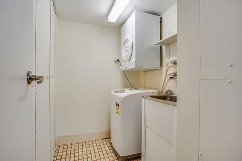 Gemini Court Holiday Apartments - Holiday Jervis Bay 6