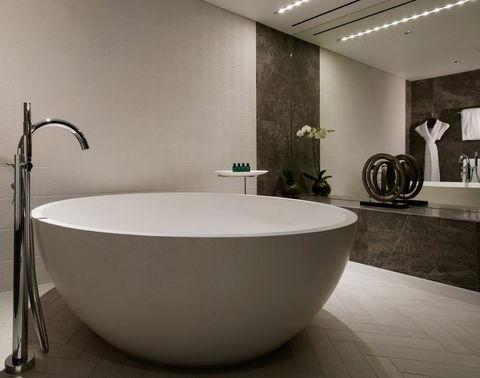 Sofitel Brisbane Central - Holiday Jervis Bay 7
