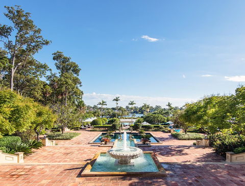 InterContinental Sanctuary Cove Resort, An IHG Hotel - Holiday Jervis Bay 9