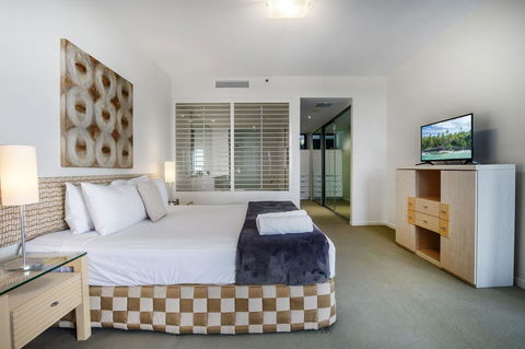 Ultra Broadbeach - Holiday Jervis Bay 37