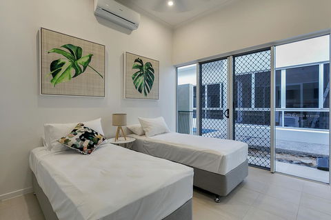 Oceans Edge Holiday Home - Holiday Jervis Bay 11