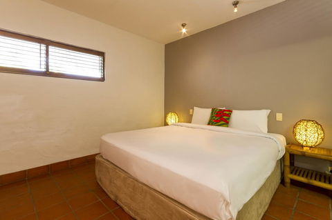 Club Tropical Resort - Official Onsite Reception & Check In - Holiday Jervis Bay 14