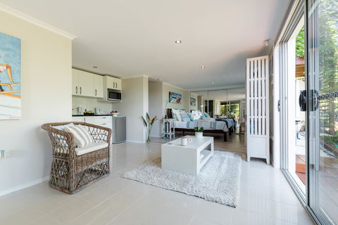 Private Guest Suite High On Currumbin Hill - Holiday Jervis Bay 9