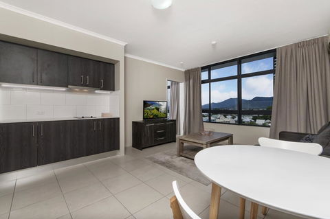 Sunshine Tower Hotel - Holiday Jervis Bay 20