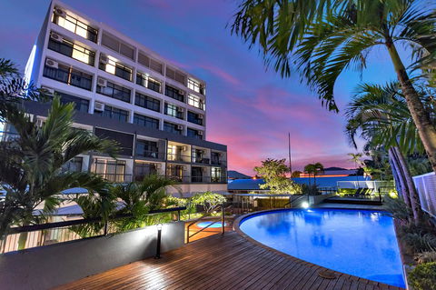Sunshine Tower Hotel - Holiday Jervis Bay 0