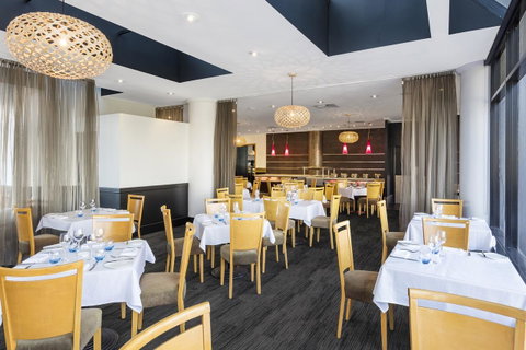 Hotel Grand Chancellor Brisbane - Holiday Jervis Bay 9