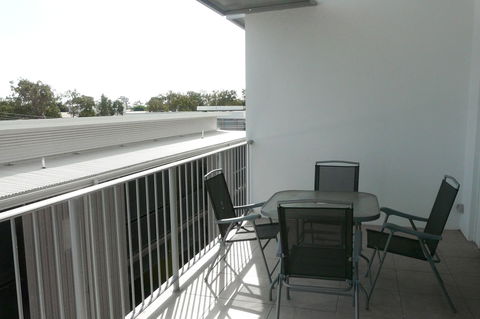 Monterey Apartments Moranbah - Holiday Jervis Bay 2