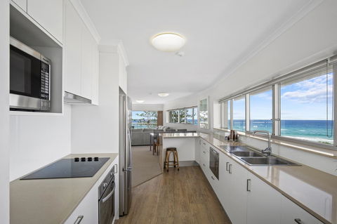 Narrowneck Court Holiday Apartments - Holiday Jervis Bay 24