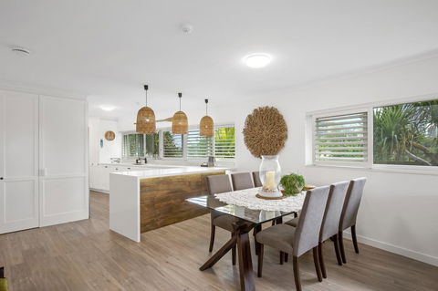 Narrowneck Court Holiday Apartments - Holiday Jervis Bay 7