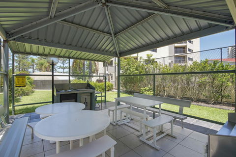 Burleigh Esplanade Apartments - Holiday Jervis Bay 24