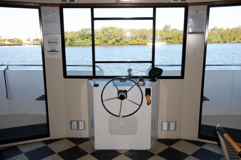 Coomera Houseboats - Holiday Jervis Bay 18