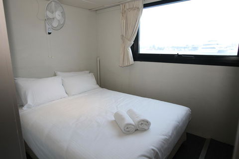 Coomera Houseboats - Holiday Jervis Bay 22