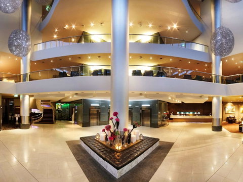 Sofitel Gold Coast Broadbeach - Holiday Jervis Bay 15