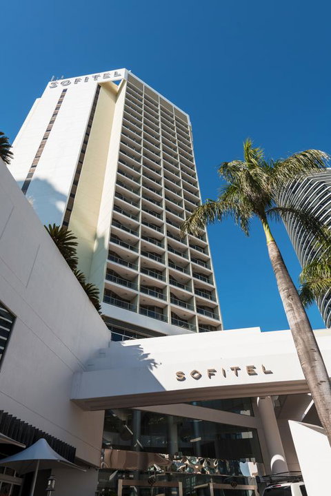 Sofitel Gold Coast Broadbeach - Holiday Jervis Bay 7