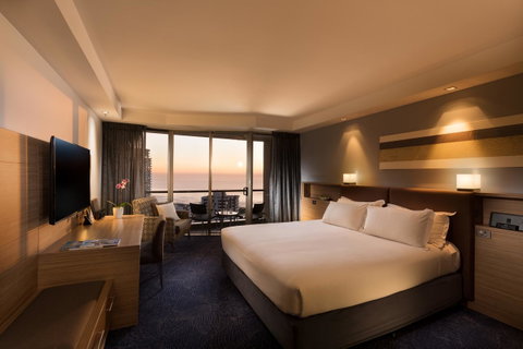 Sofitel Gold Coast Broadbeach - Holiday Jervis Bay 18