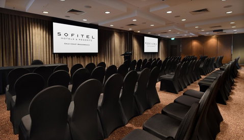 Sofitel Gold Coast Broadbeach - Holiday Jervis Bay 29