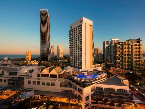 Sofitel Gold Coast Broadbeach - Holiday Jervis Bay 1