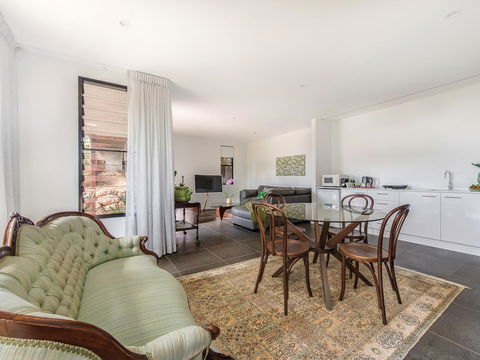 Sam's Buderim Mountain Guest House - Holiday Jervis Bay 16