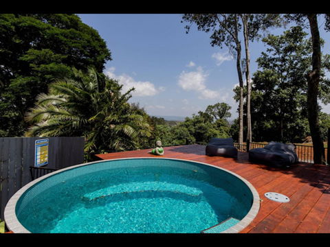Sam's Buderim Mountain Guest House - Holiday Jervis Bay 14