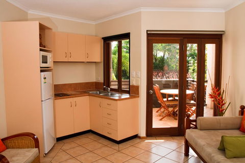 Hibiscus Resort & Spa - Official Onsite Reception & Check In - Holiday Jervis Bay 21