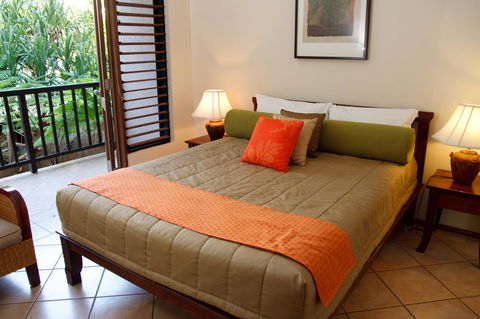 Hibiscus Resort & Spa - Official Onsite Reception & Check In - Holiday Jervis Bay 11