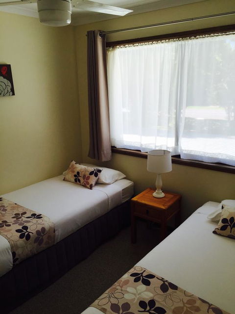 Montville Holiday Apartments - Holiday Jervis Bay 23
