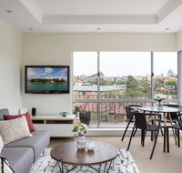 Waterside Mosman Bay Apartment w Stunning Views - Holiday Jervis Bay