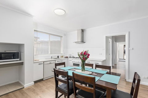 Wattle Grove Villa - Holiday Jervis Bay 0