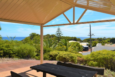 Wave Walk - Holiday Jervis Bay 0