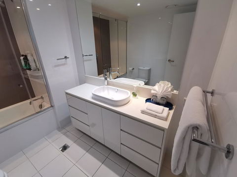 Widest Ocean View And Balcony Luxury Apt - Holiday Jervis Bay 2