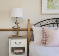 Windsors Edge Cottage Pokolbin - Holiday Jervis Bay