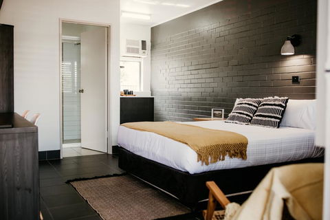 Yeppoon Surfside Motel - Holiday Jervis Bay 1