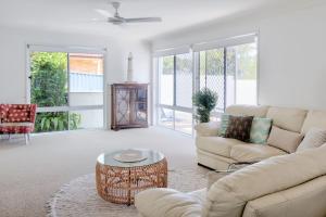 Relax At Bokarina Beach House Walk To Beach Relax By The Pool - Holiday Jervis Bay 5