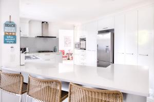 Relax At Bokarina Beach House Walk To Beach Relax By The Pool - Holiday Jervis Bay 3