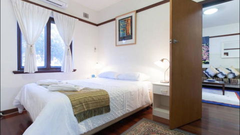 B4 Crawley Apartment 1 BRM & Sleepout Near UWA - Holiday Jervis Bay 1