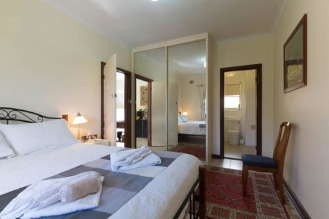 B9 Crawley Apartment 1 BRM & Sleepout Near UWA - Holiday Jervis Bay 0
