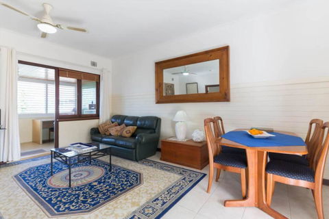 B9 Crawley Apartment 1 BRM & Sleepout Near UWA - Holiday Jervis Bay 2
