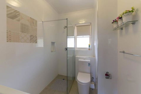B9 Crawley Apartment 1 BRM & Sleepout Near UWA - Holiday Jervis Bay 3