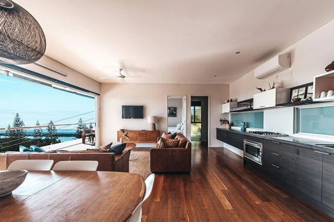 BAY PROPERTIES . The Big Chill - Holiday Jervis Bay 0