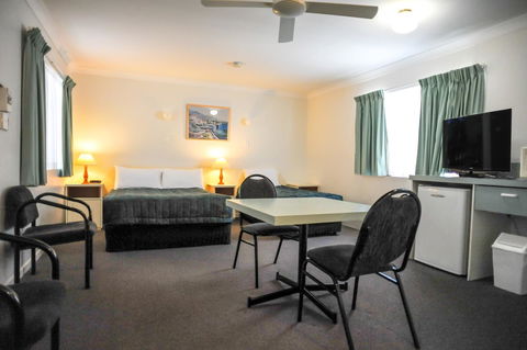 Southport Motel & Apartments - Holiday Jervis Bay 21
