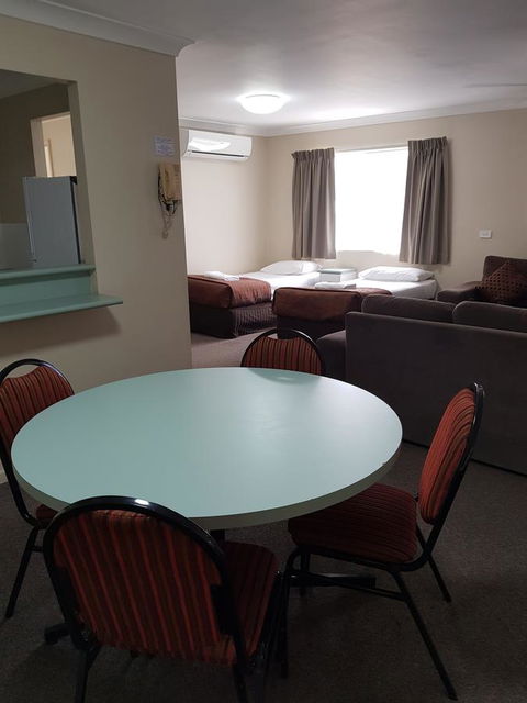 Southport Motel & Apartments - Holiday Jervis Bay 10
